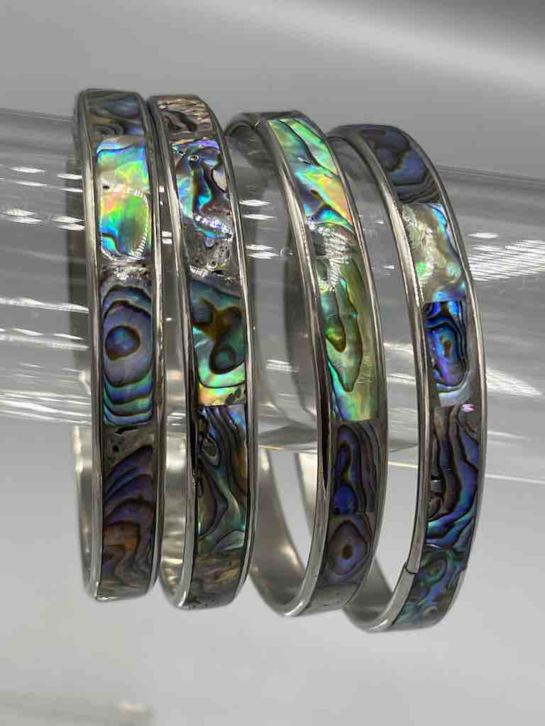 Thin Colorful Natural Shell Bangle - Abalone