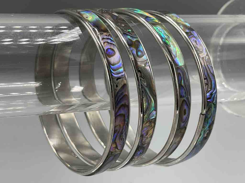 Thin Colorful Natural Shell Bangle - Abalone