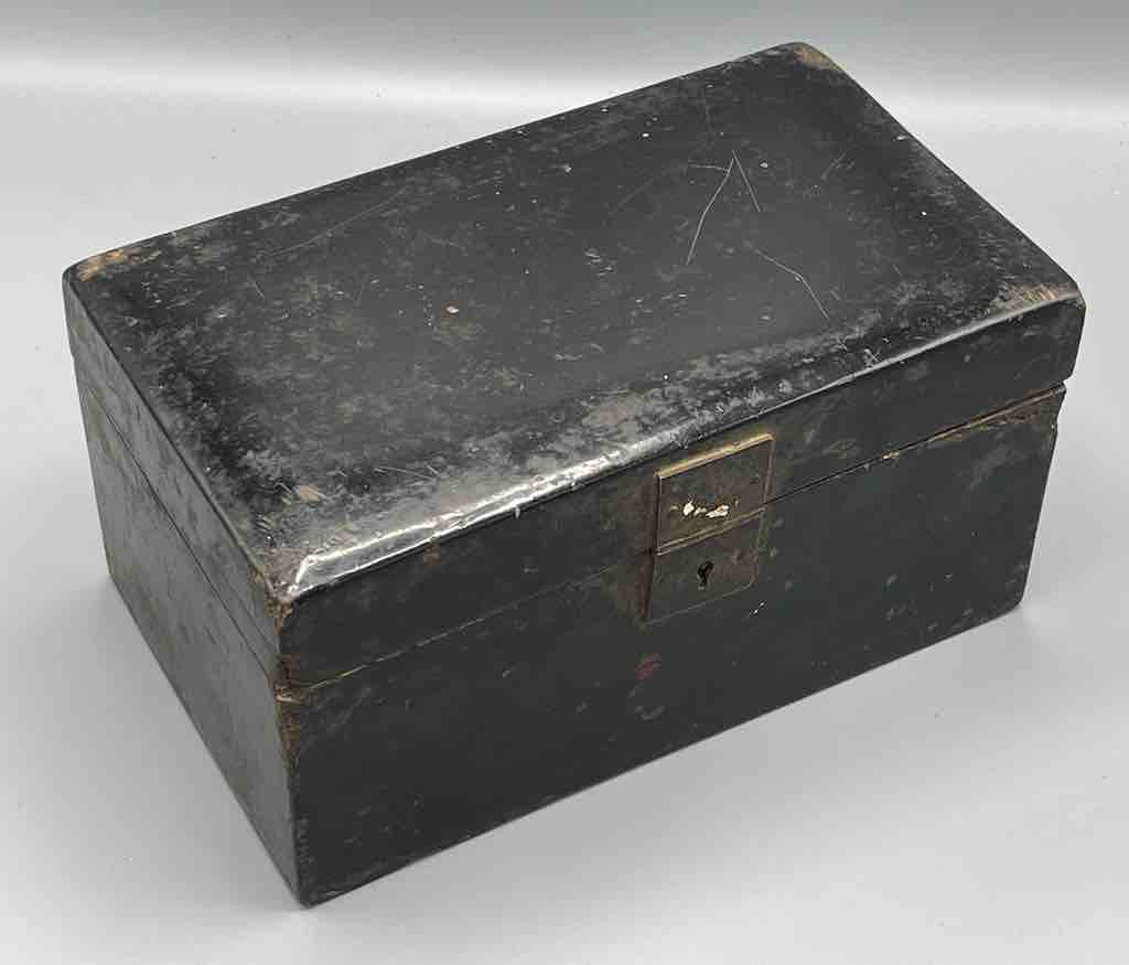 Vintage Vietnamese Jewelry Box