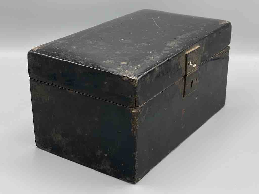 Vintage Vietnamese Jewelry Box