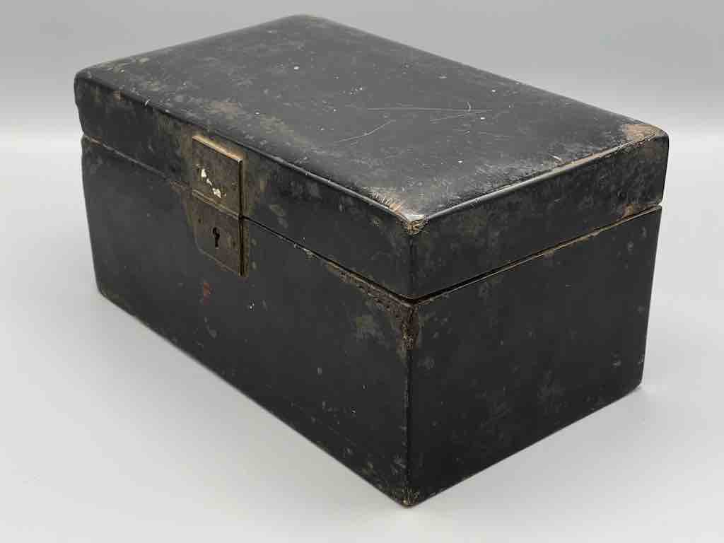 Vintage Vietnamese Jewelry Box