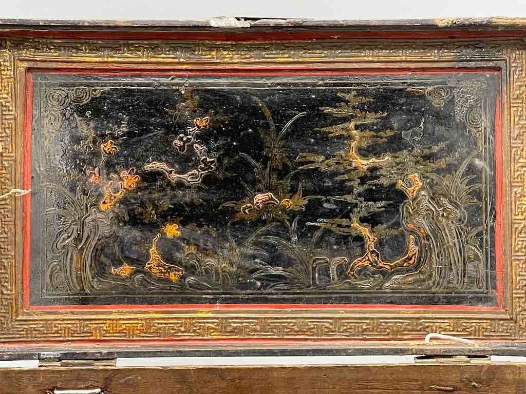 Vintage Vietnamese Mother of Pearl Inlaid Jewelry Box