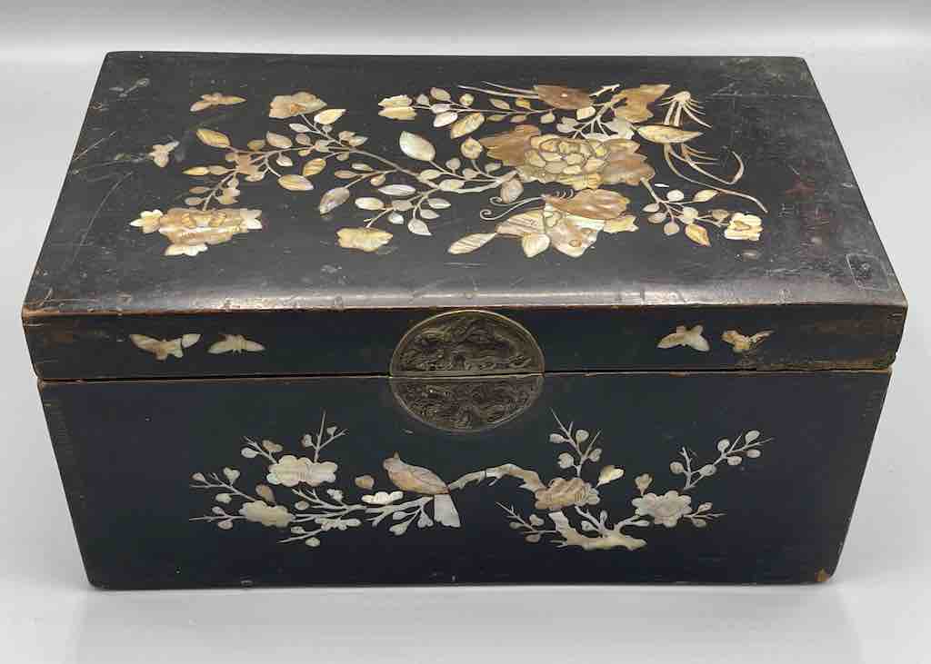 Vintage Vietnamese Mother of Pearl Inlaid Jewelry Box