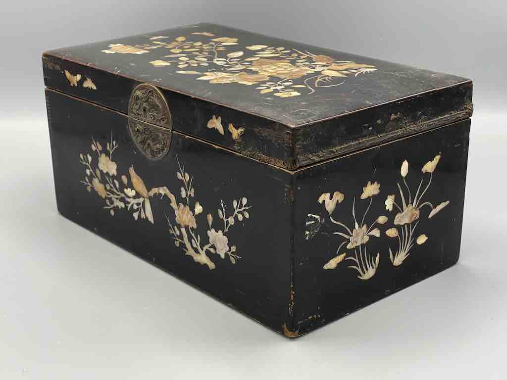 Vintage Vietnamese Mother of Pearl Inlaid Jewelry Box