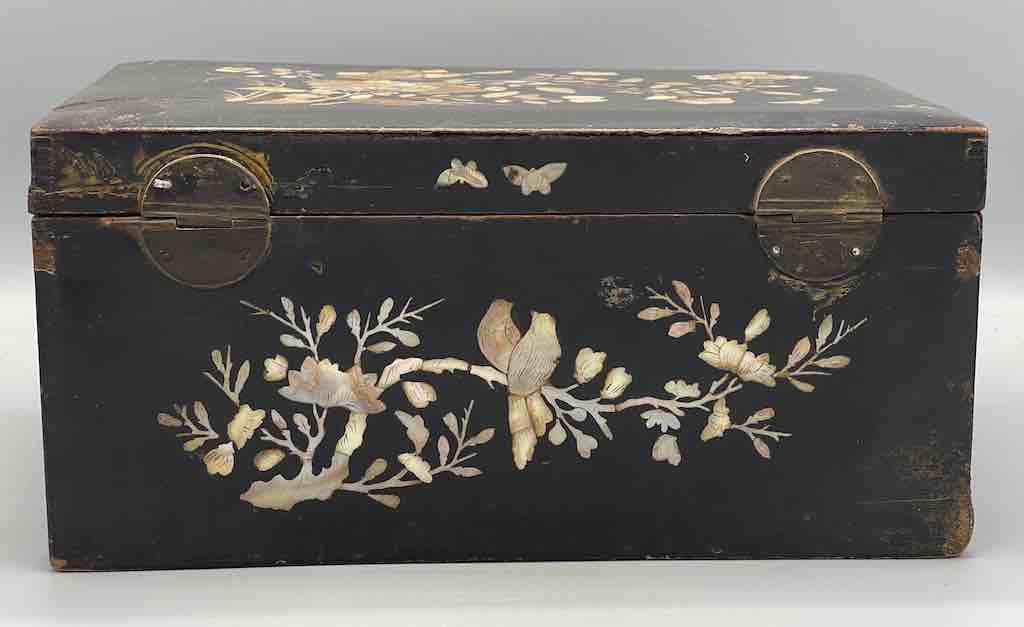 Vintage Vietnamese Mother of Pearl Inlaid Jewelry Box