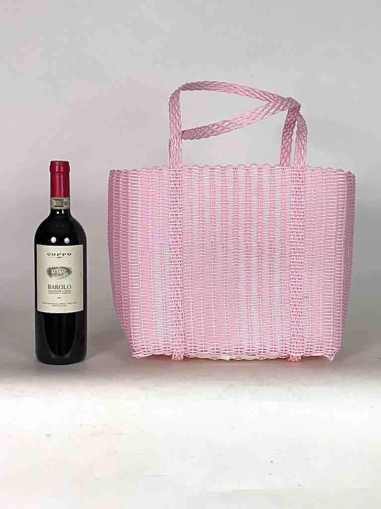 Medium Deep Woven Recyclyed Plastic High Capacity Handbag - El Salvador