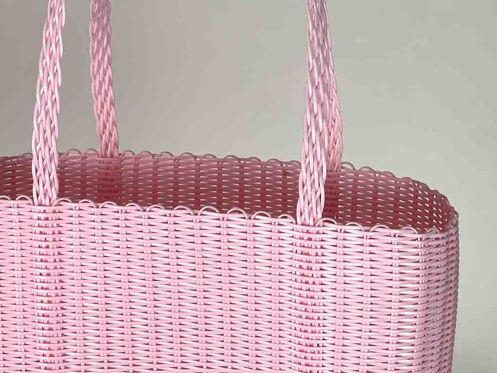 Medium Deep Woven Recyclyed Plastic High Capacity Handbag - El Salvador