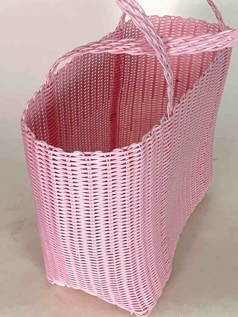 Medium Deep Woven Recyclyed Plastic High Capacity Handbag - El Salvador