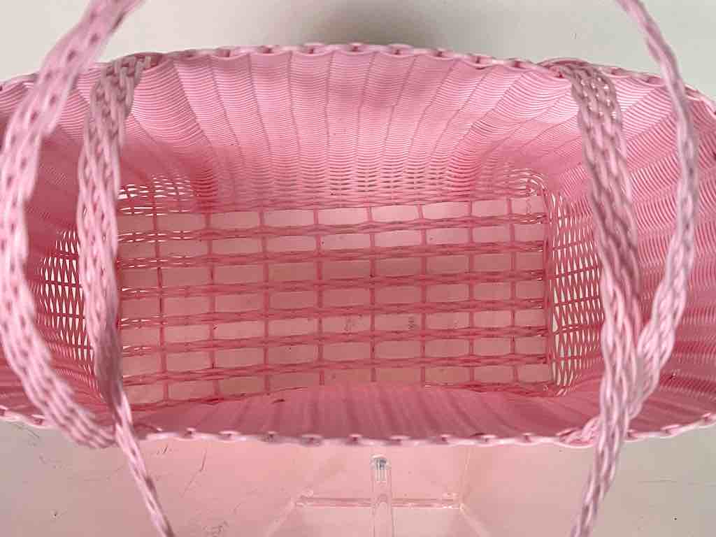 Medium Deep Woven Recyclyed Plastic High Capacity Handbag - El Salvador