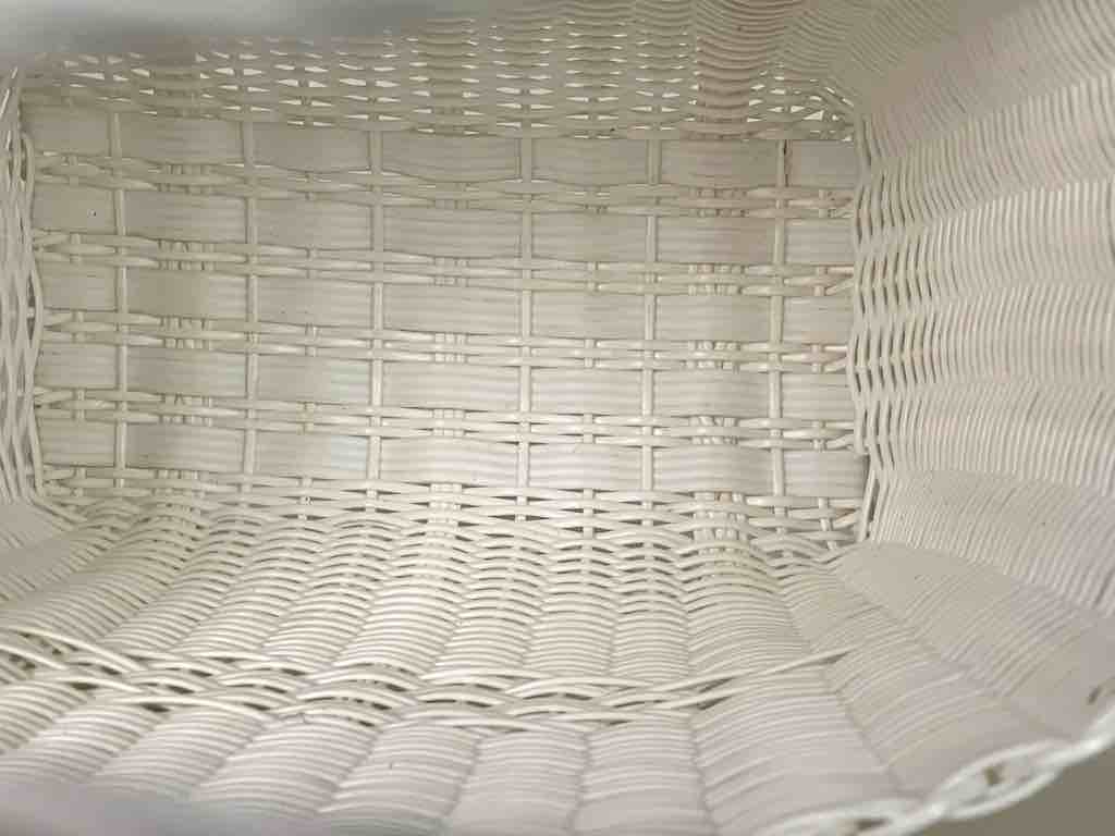 Small Deep Woven Recyclyed Plastic High Capacity Handbag - El Salvador
