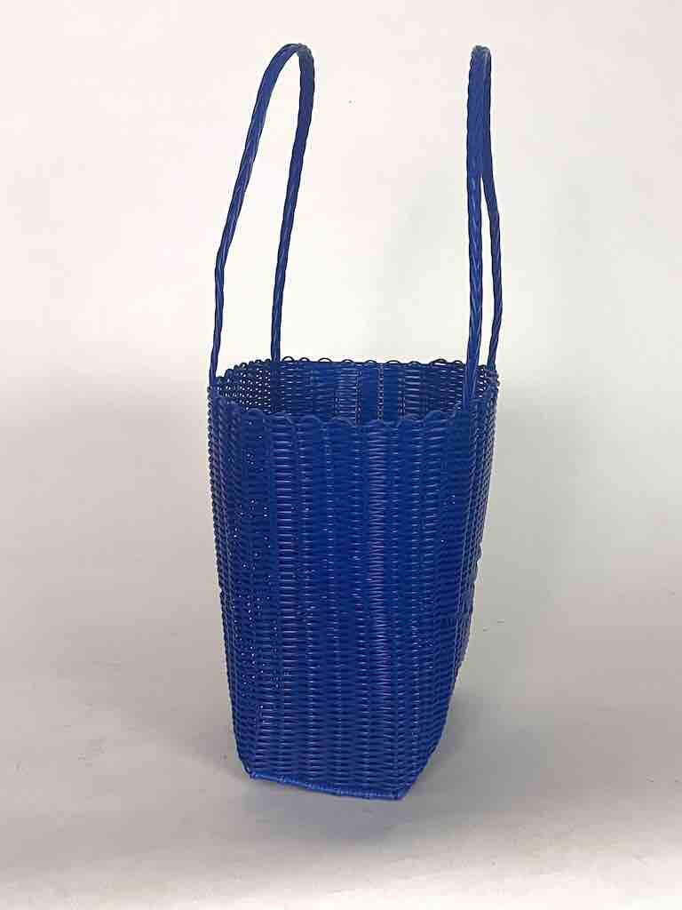 Small Deep Woven Recyclyed Plastic High Capacity Handbag - El Salvador