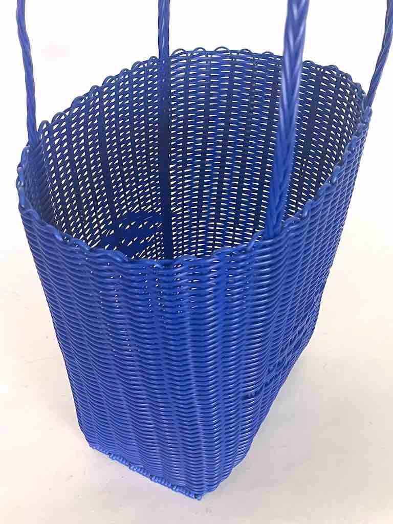 Small Deep Woven Recyclyed Plastic High Capacity Handbag - El Salvador