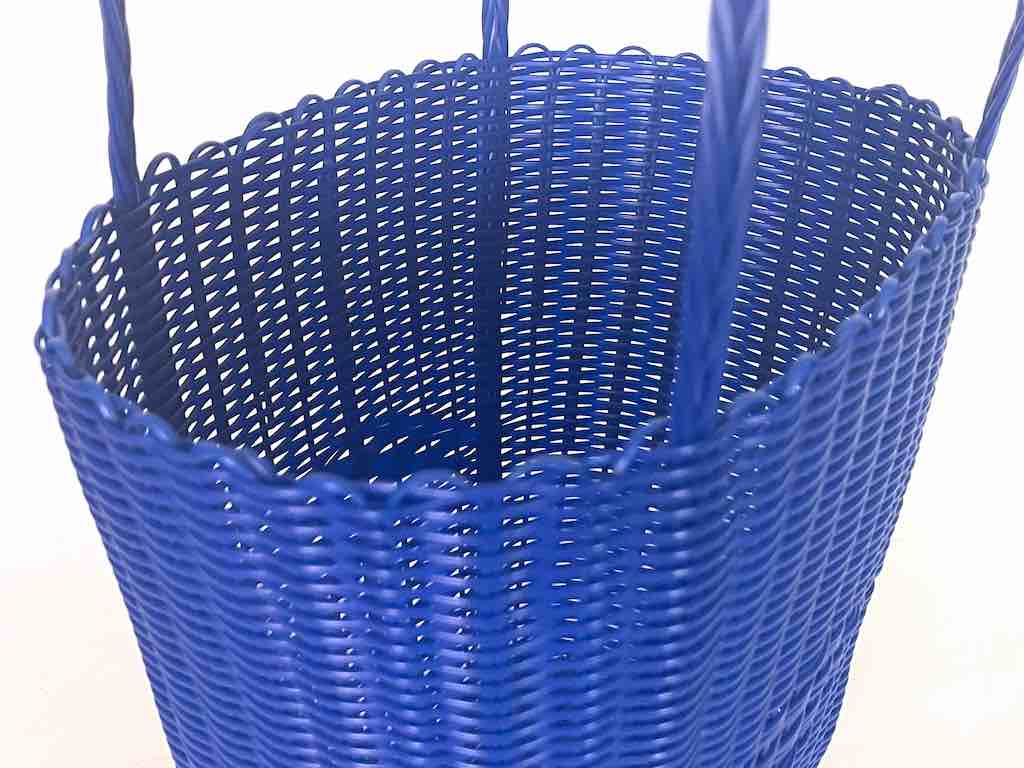 Small Deep Woven Recyclyed Plastic High Capacity Handbag - El Salvador