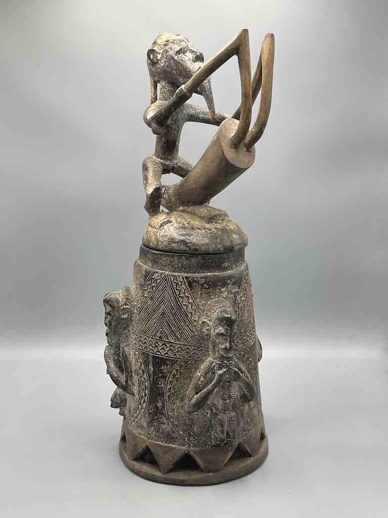 Drummer Baule Mouse Oracle Container/Statue | 20"