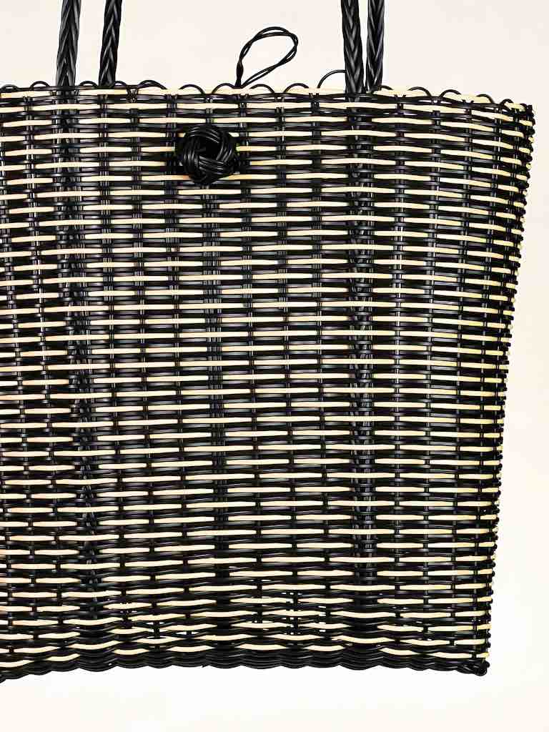 Deep Woven Recyclyed Plastic tote with closure - El Salvador