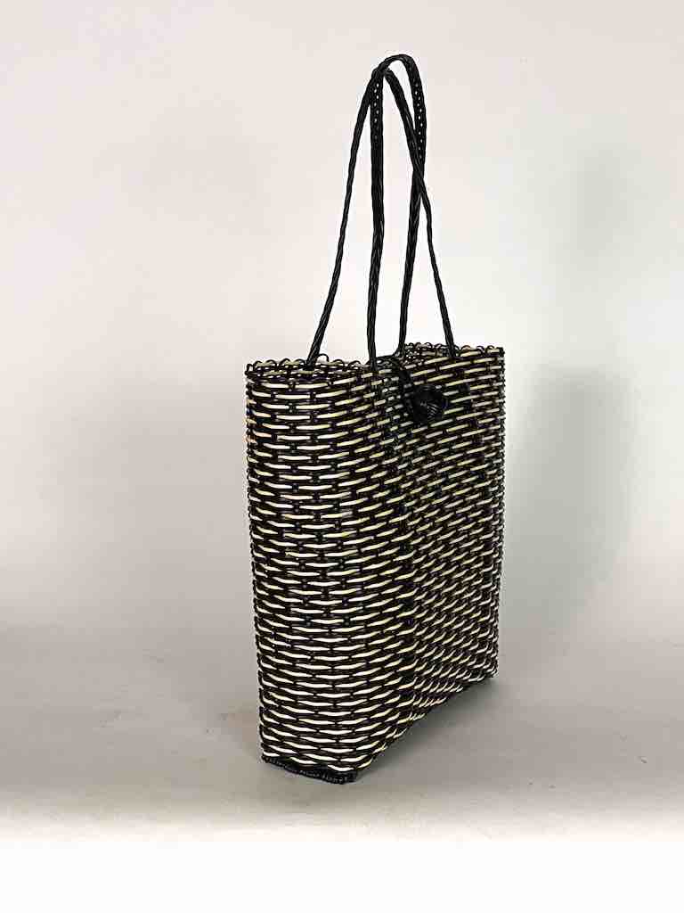 Deep Woven Recyclyed Plastic tote with closure - El Salvador