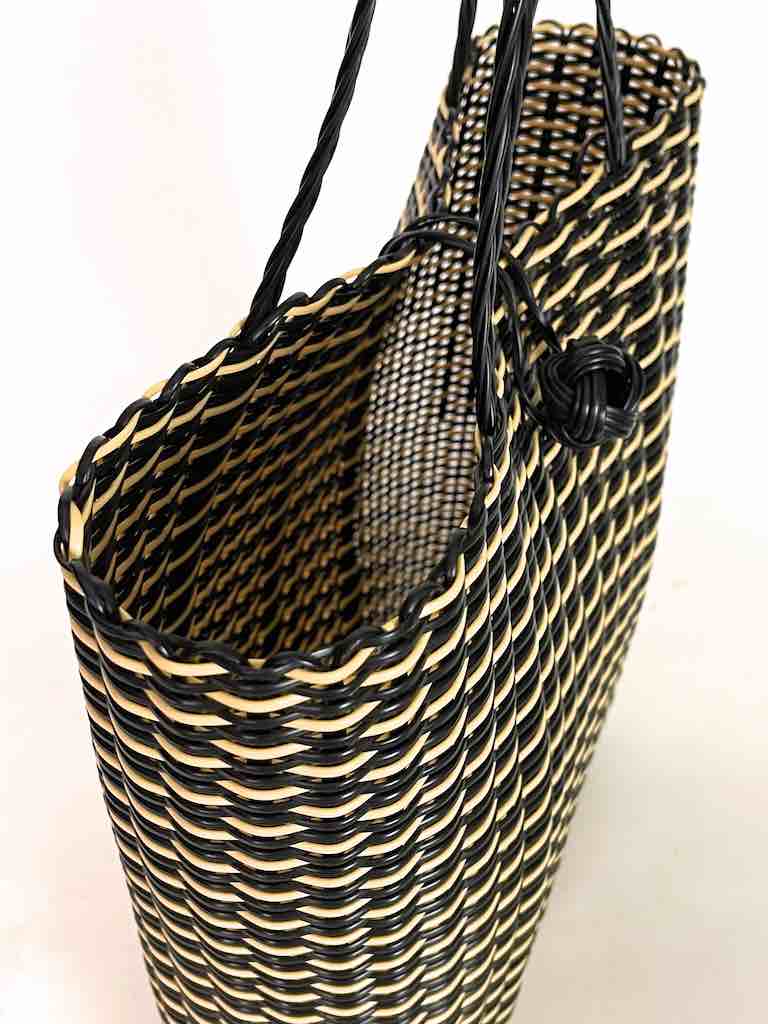 Deep Woven Recyclyed Plastic tote with closure - El Salvador