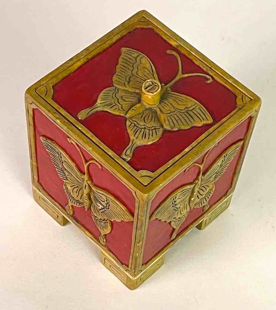 Butterflies Design - Footed Cube Soapstone Trinket Decor Lidded Box