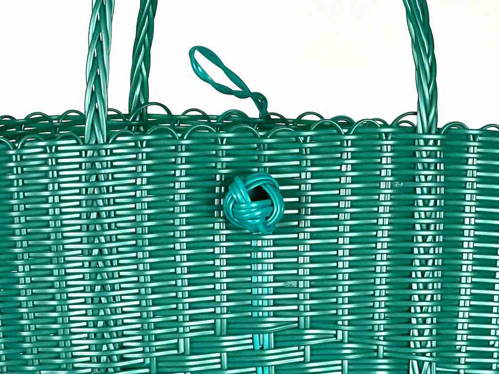 Deep Woven Recyclyed Plastic tote with closure - El Salvador