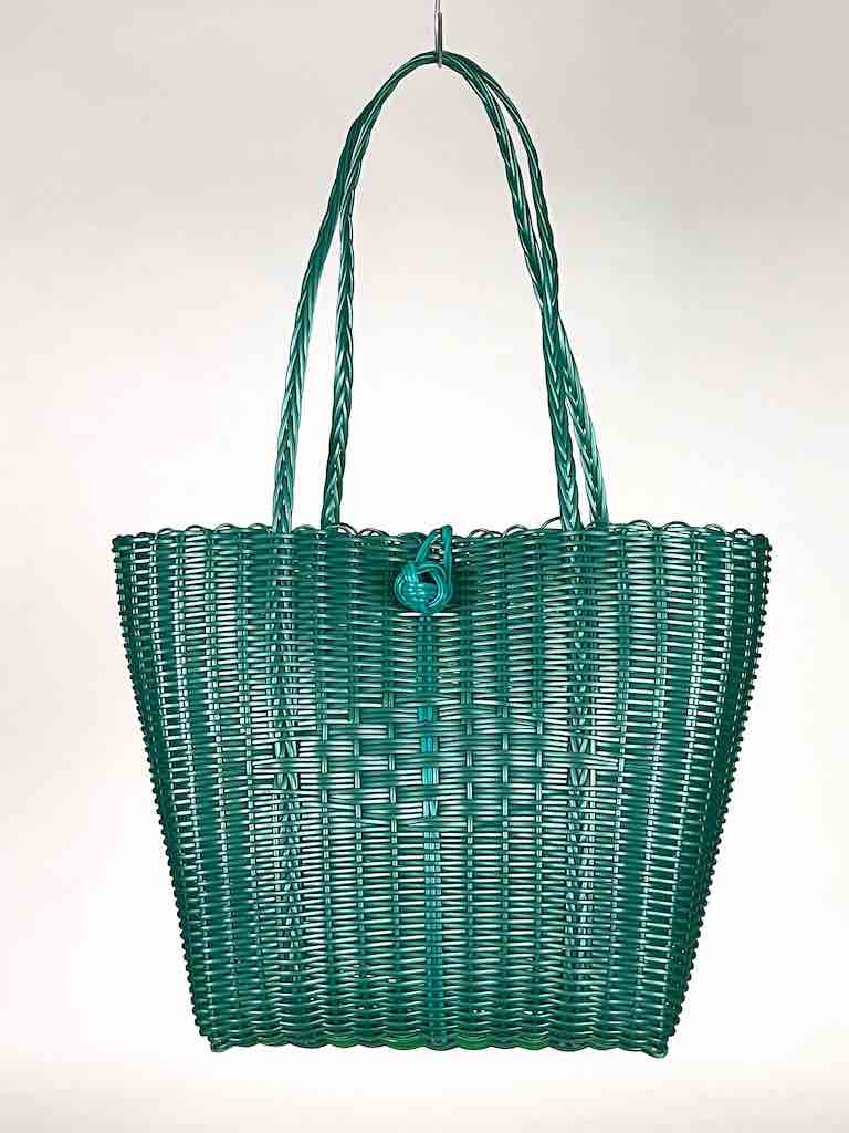 Deep Woven Recyclyed Plastic tote with closure - El Salvador