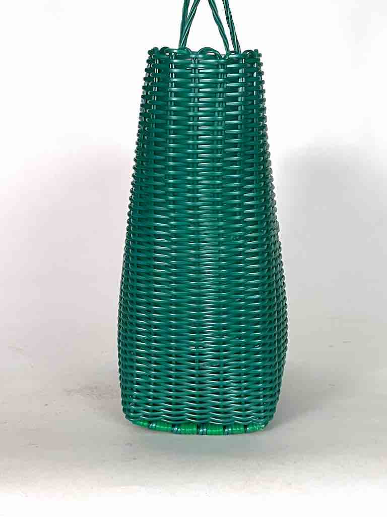 Deep Woven Recyclyed Plastic tote with closure - El Salvador