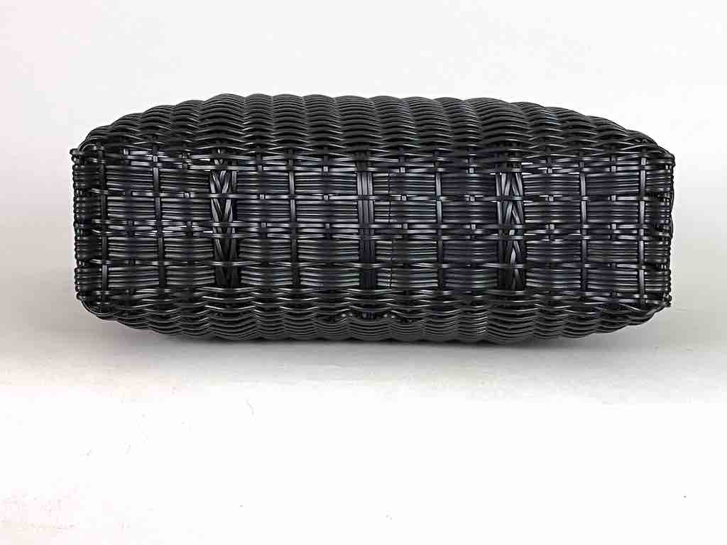 Deep Woven Recyclyed Plastic tote with closure - El Salvador