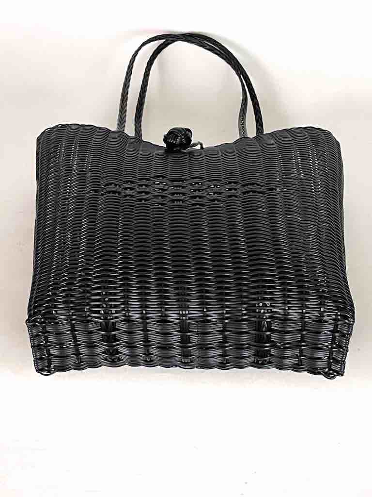 Deep Woven Recyclyed Plastic tote with closure - El Salvador