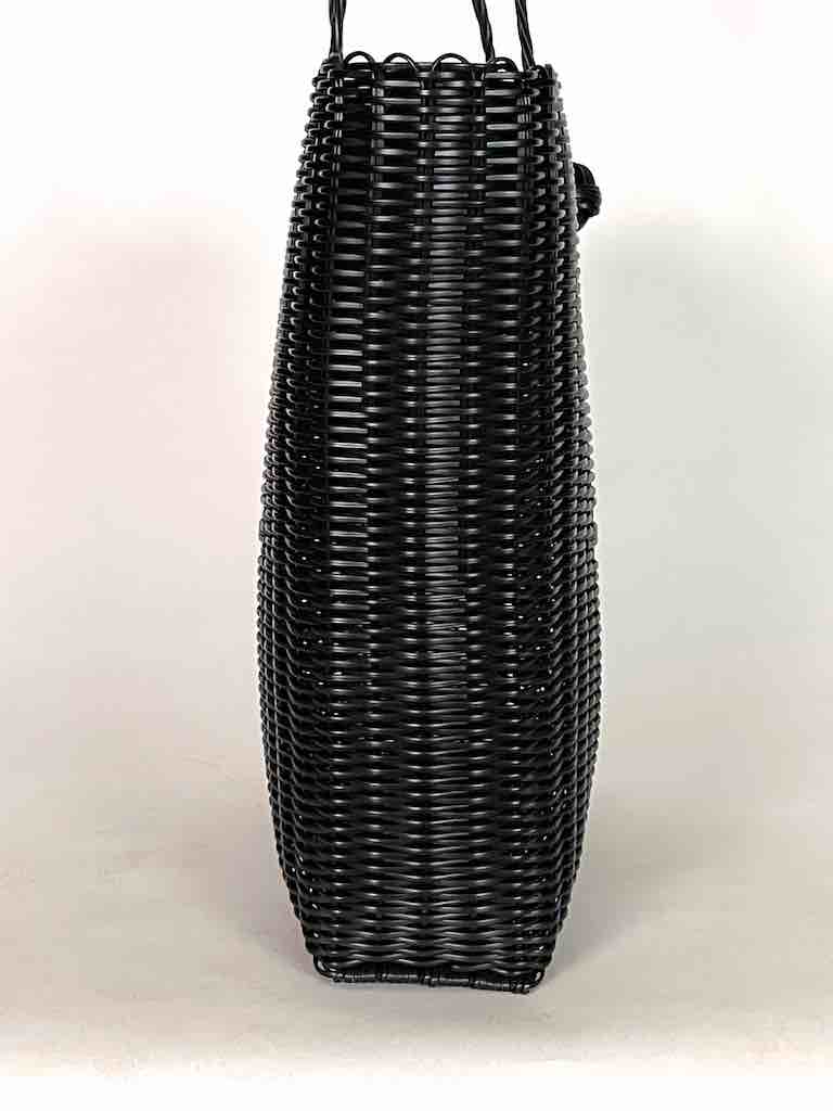 Deep Woven Recyclyed Plastic tote with closure - El Salvador