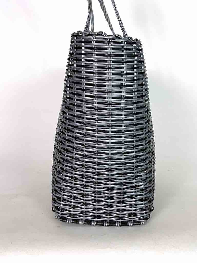 Deep Woven Recyclyed Plastic tote with closure - El Salvador