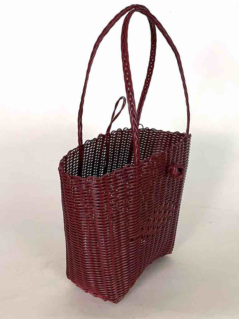 Deep Woven Recyclyed Plastic tote with closure - El Salvador