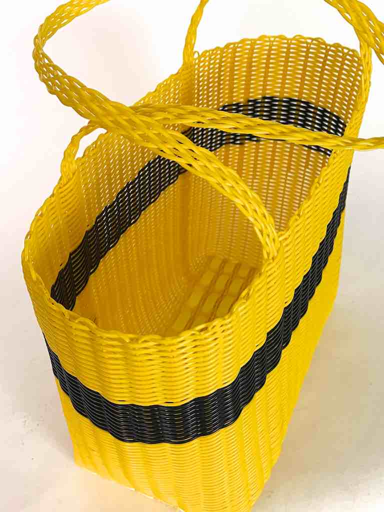 Medium Deep Woven Recyclyed Plastic High Capacity Handbag - El Salvador