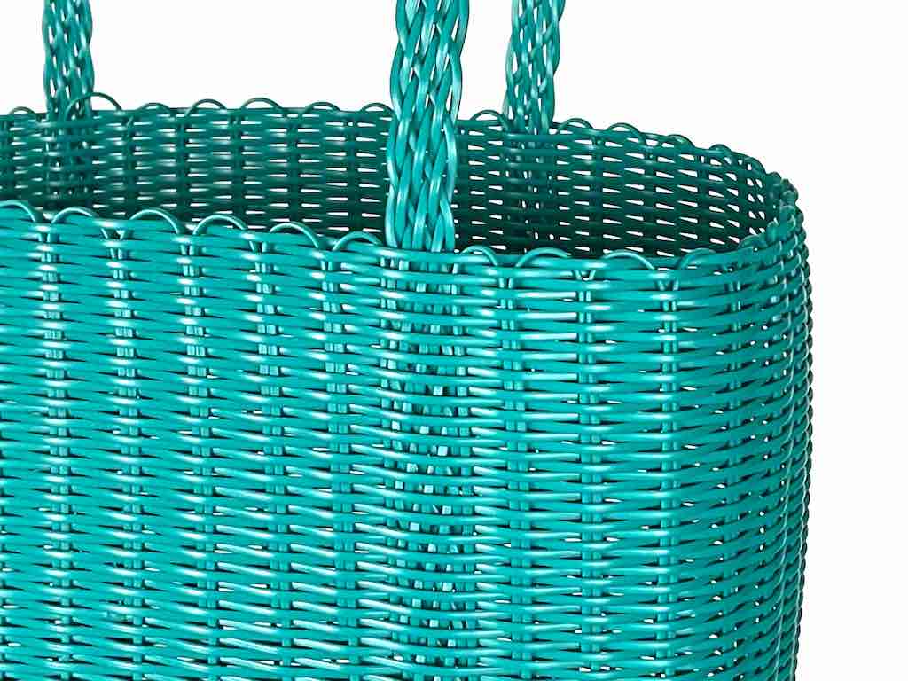 Medium Deep Woven Recyclyed Plastic High Capacity Handbag - El Salvador