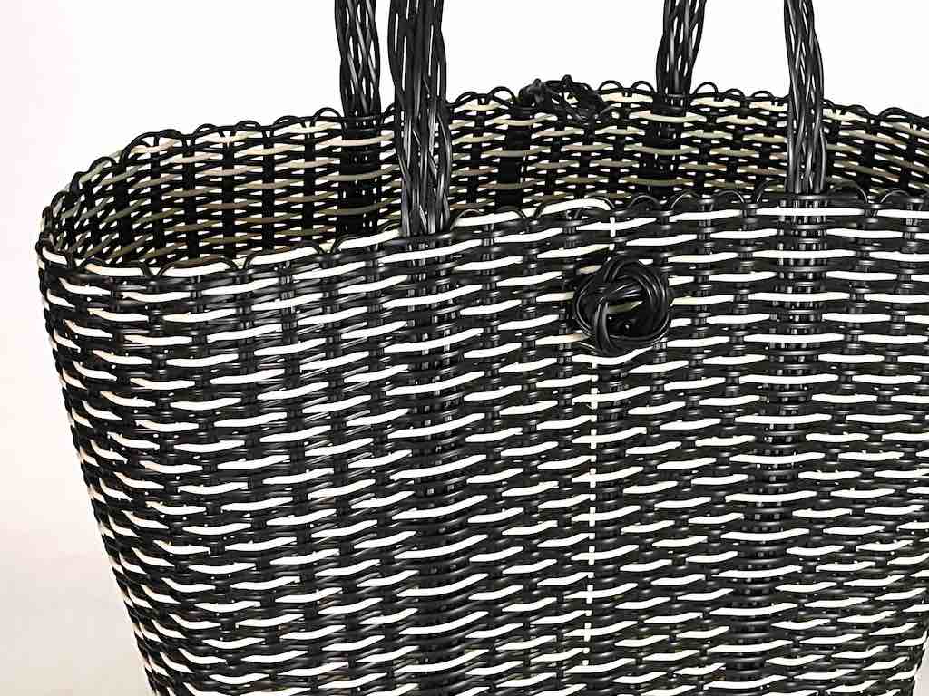 Deep Woven Recyclyed Plastic tote with closure - El Salvador