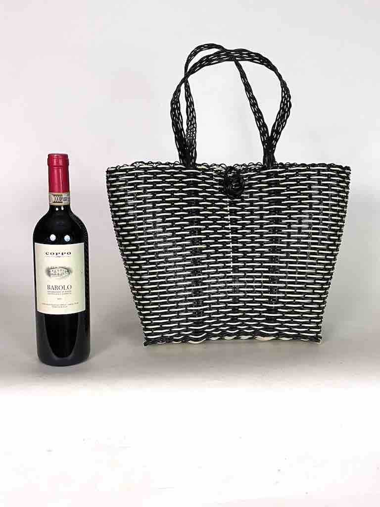 Deep Woven Recyclyed Plastic tote with closure - El Salvador