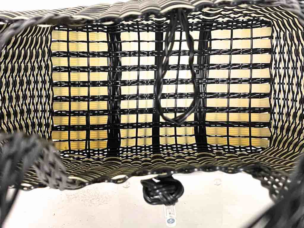 Deep Woven Recyclyed Plastic tote with closure - El Salvador