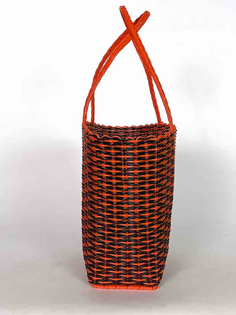 Small Deep Woven Recyclyed Plastic High Capacity Handbag - El Salvador