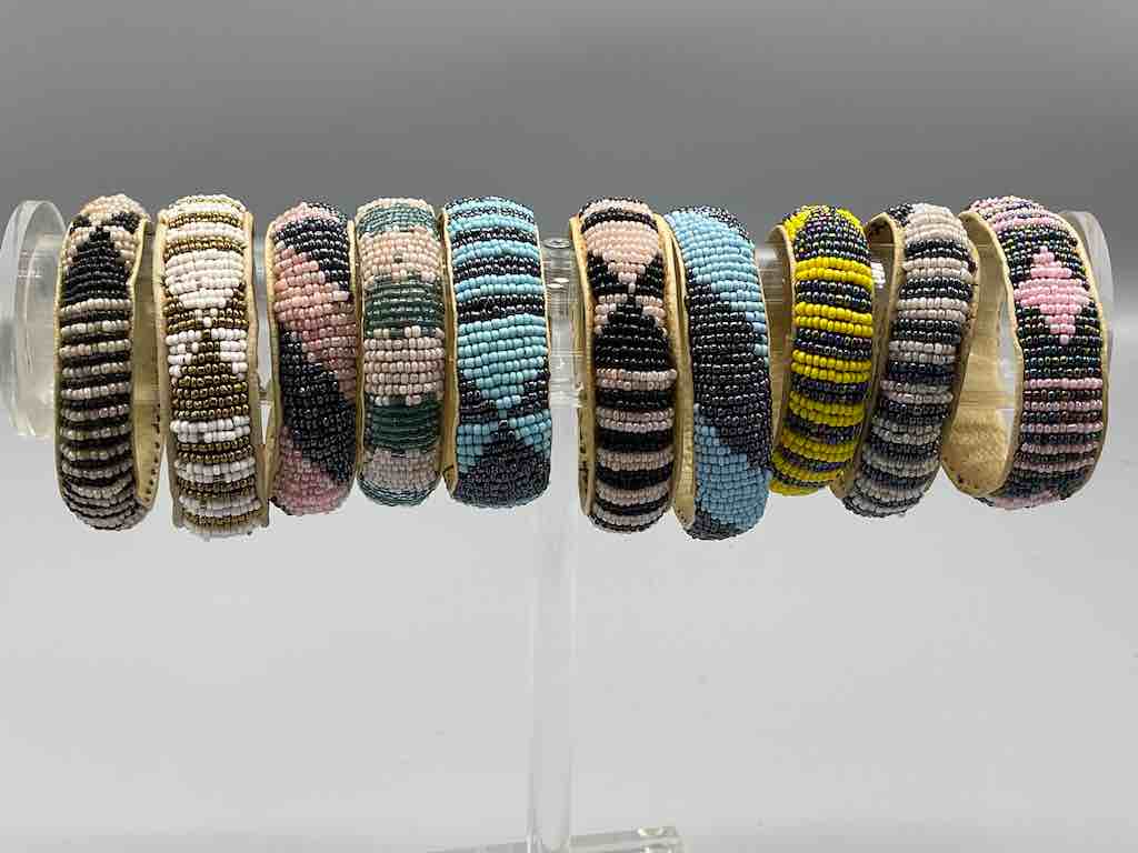 Sparkling 2-Color Wide Beaded Leather Bracelet - Mali
