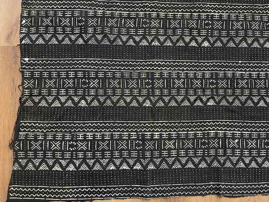 XL Contemporary Batik Mudcloth Mali African Textile | 100 x 68"