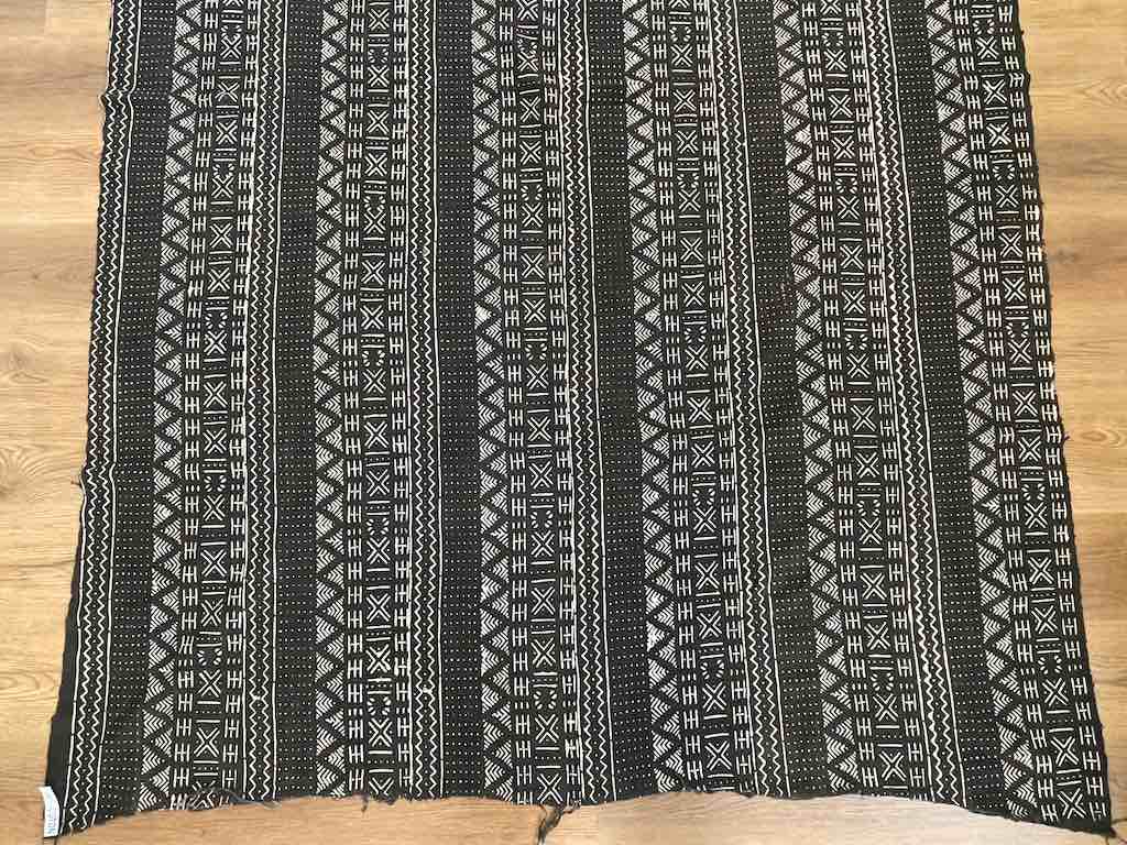 XL Contemporary Batik Mudcloth Mali African Textile | 100 x 68"