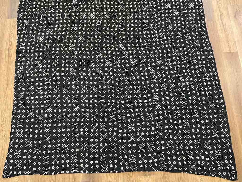 XL Bedspread Contemporary Batik Mudcloth Mali African Textile | 101 x 89"