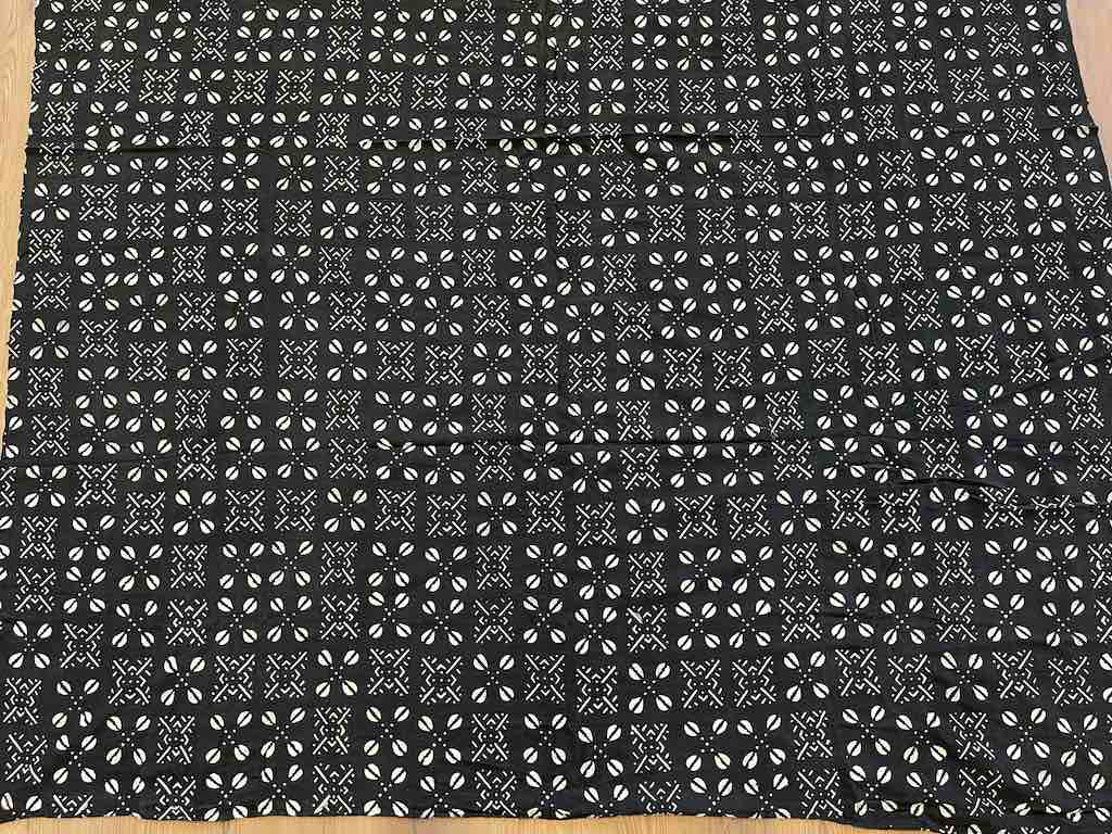 XL Bedspread Contemporary Batik Mudcloth Mali African Textile | 101 x 89"