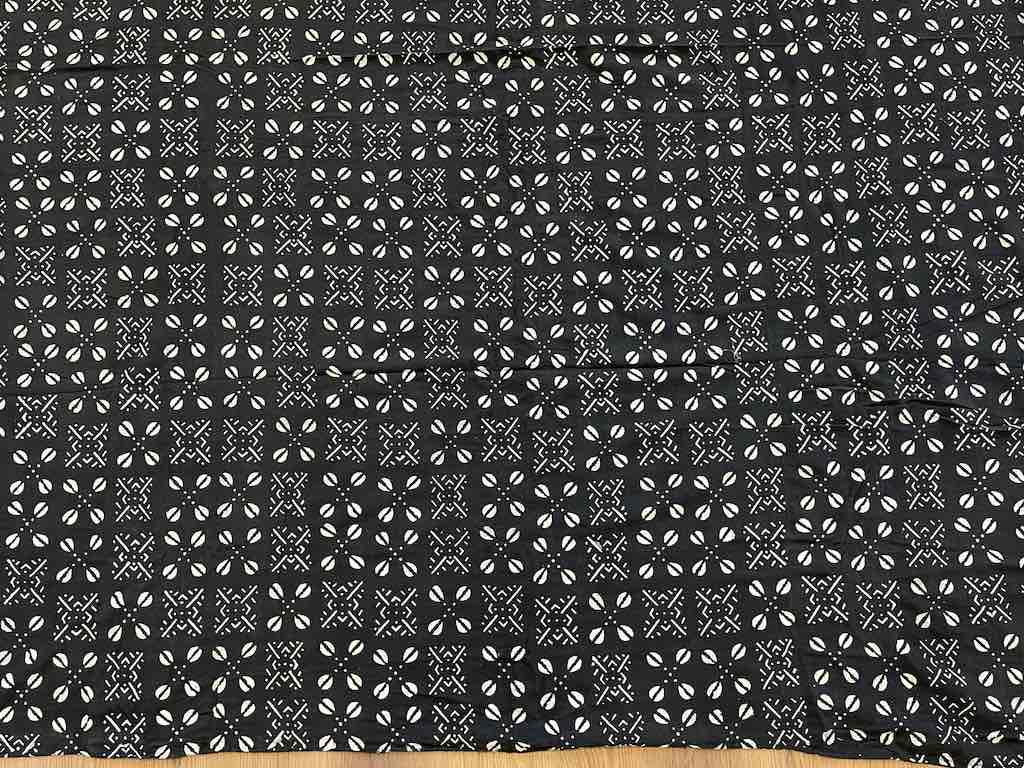 XL Bedspread Contemporary Batik Mudcloth Mali African Textile | 101 x 89"