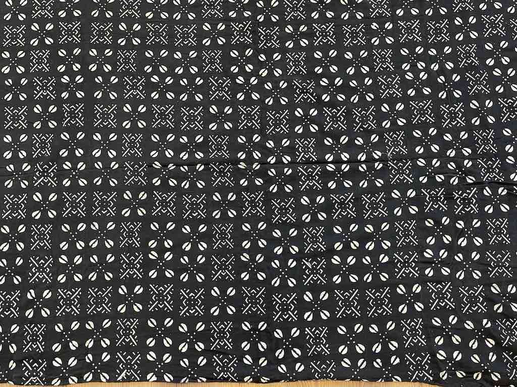 XL Bedspread Contemporary Batik Mudcloth Mali African Textile | 101 x 89"