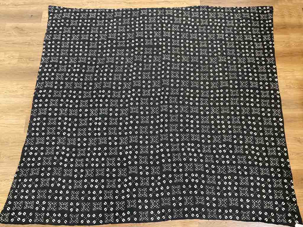 XL Bedspread Contemporary Batik Mudcloth Mali African Textile | 101 x 89"