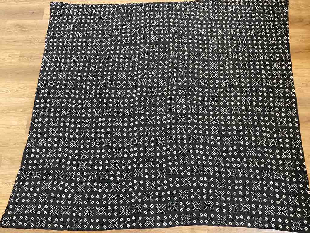 XL Bedspread Contemporary Batik Mudcloth Mali African Textile | 101 x 89"