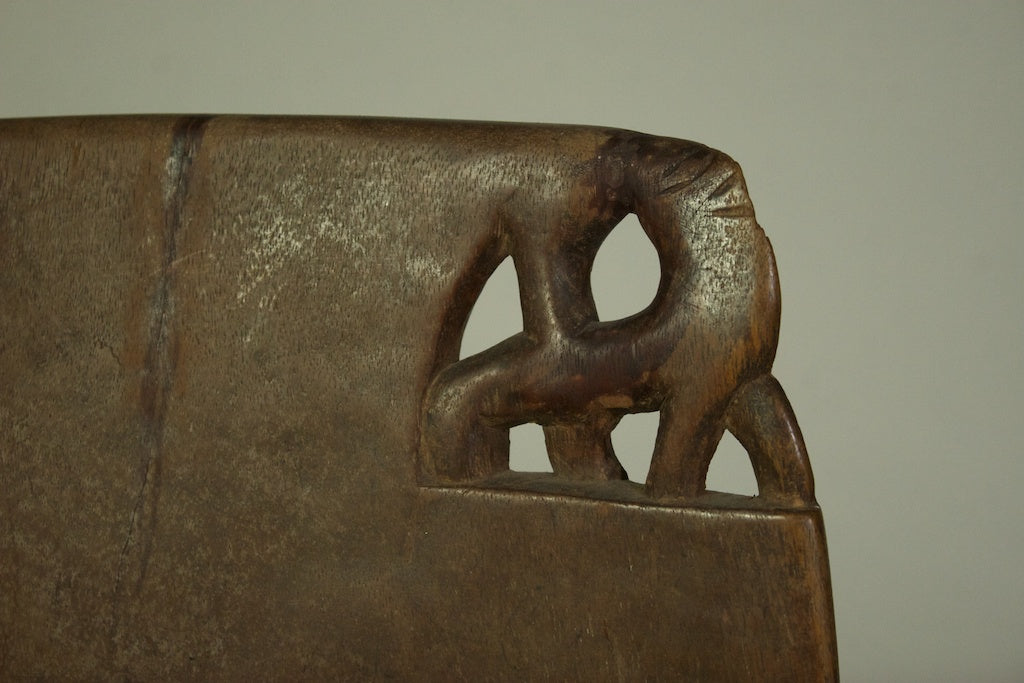 Lion & fish motif chair – vintage