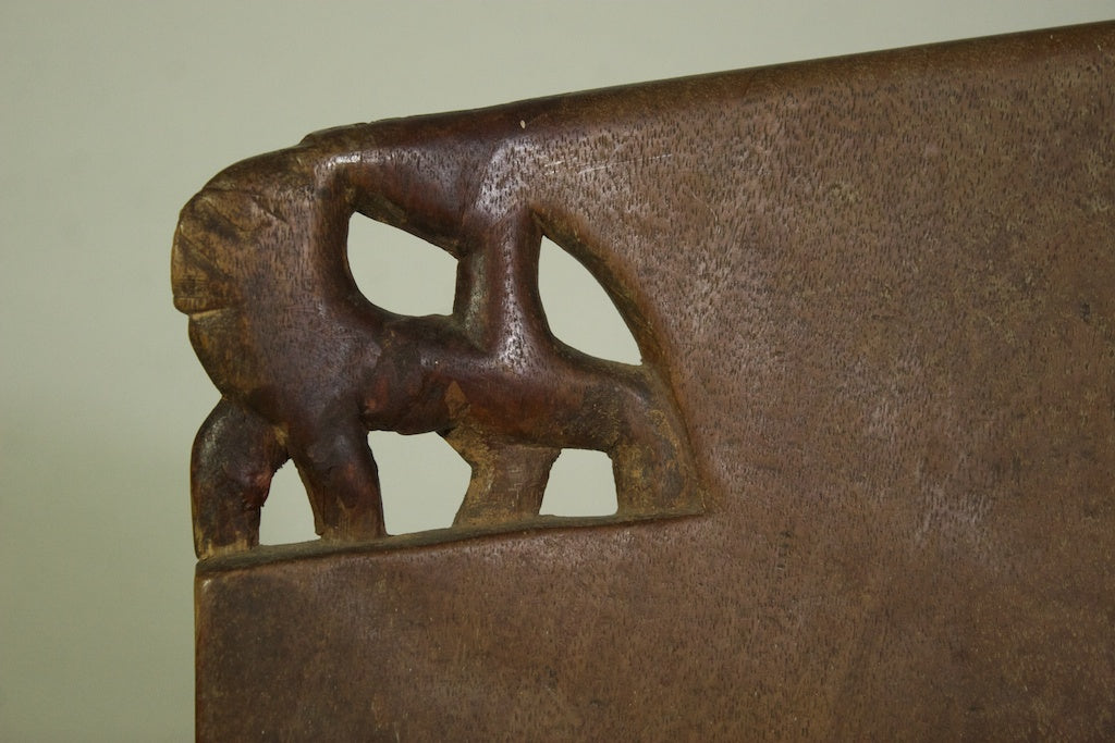 Lion & fish motif chair – vintage