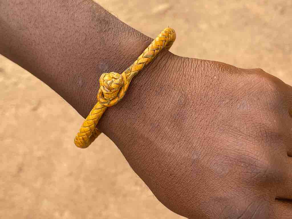 Tightly Woven Leather Solid Color Bracelet - Mali