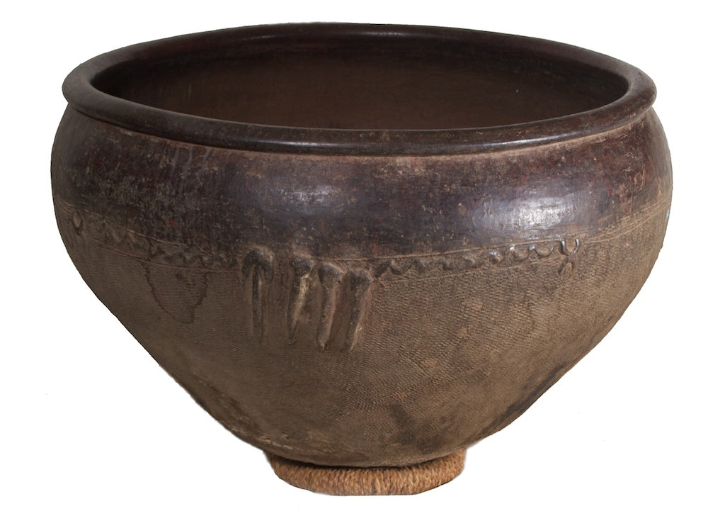 Very large Mossi millet beer pot - Burkina Faso
