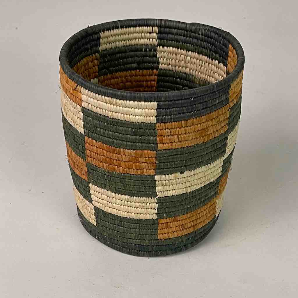 4x4” checkerboard cylinder Batwa basket